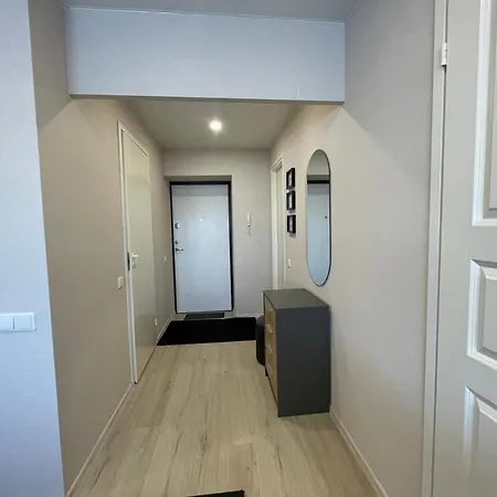 Like At Daumani 나르바