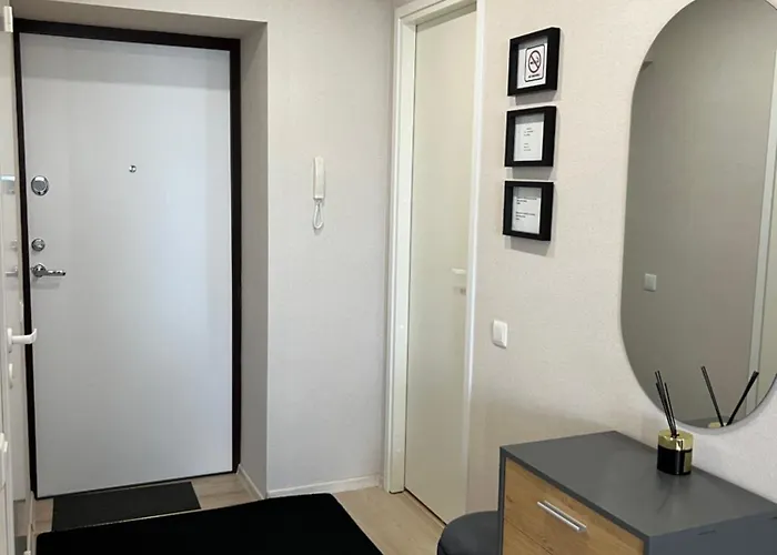 Like At Daumani * 纳尔瓦