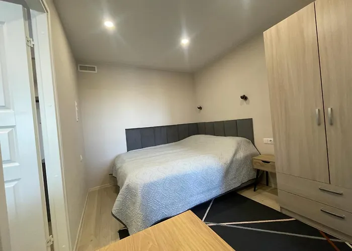 Like At Daumani 纳尔瓦